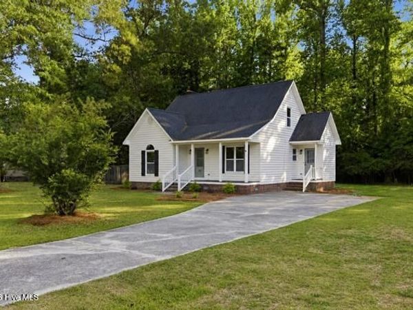 127 Hillingdale Drive, Washington, NC 27889
