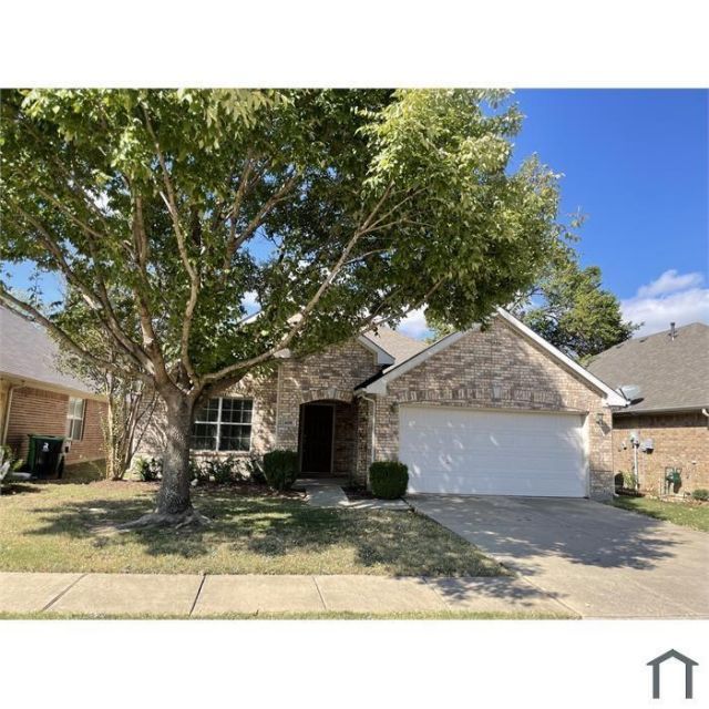 608 Creekside Drive, Little Elm, TX 75068 Main Photo