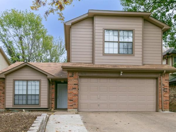 2239 Turf Club Drive, Arlington, TX 76017