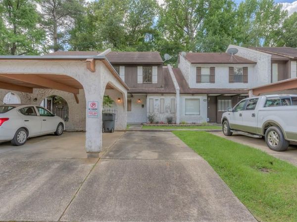 765 Highland Square Drive , Shreveport, LA 71107