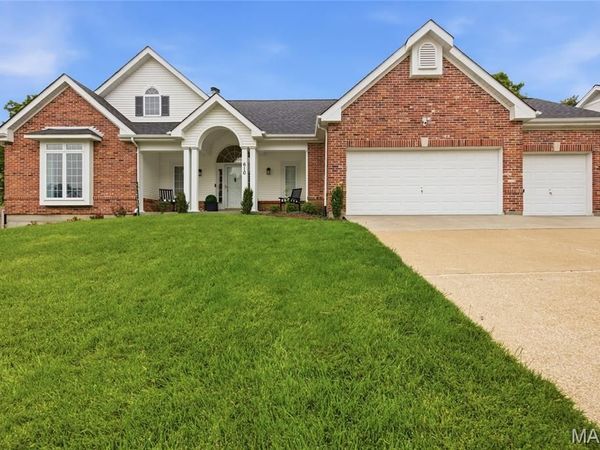 610 Dartmouth Crest Drive, Wildwood, MO 63011