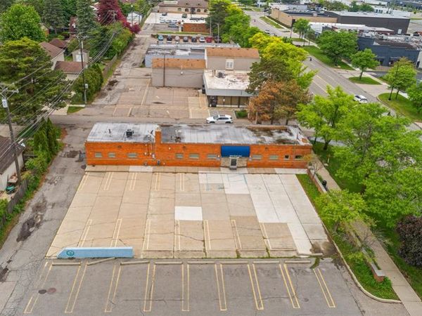 31611 Plymouth Road , Livonia, MI 48150