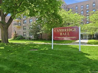 226-26 Union Turnpike , Unit 2N, Bayside, NY 11364