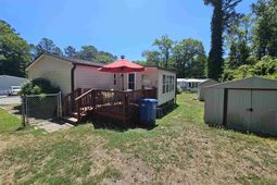 800 Columbia Dr.  photo 4