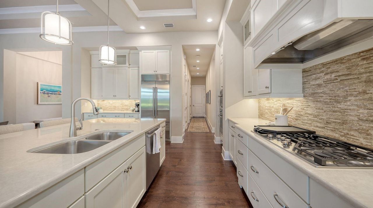 16524 Kendleshire Terrace, Lakewood Ranch, FL 34202 Photo