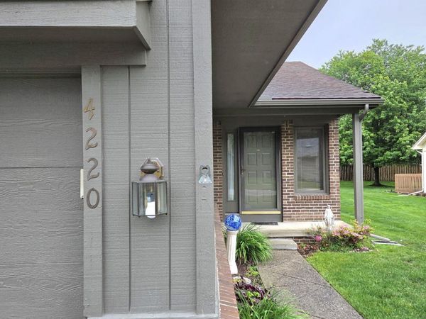 4220 Oak Tree Place , Toledo, OH 43623
