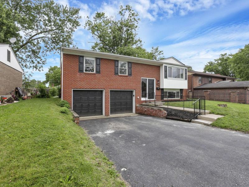 3064 Niagara Court E, Columbus, OH 43227 Photo 2