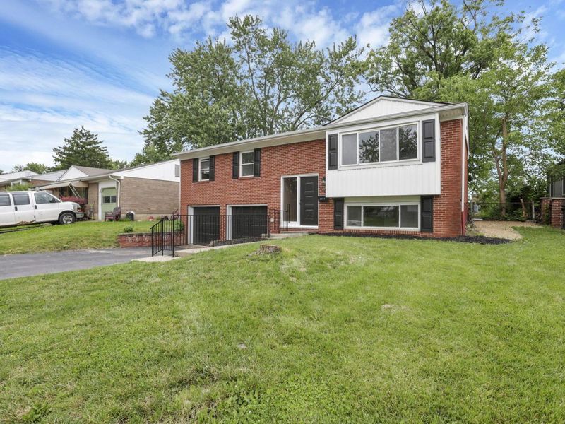 3064 Niagara Court E, Columbus, OH 43227 Photo 3
