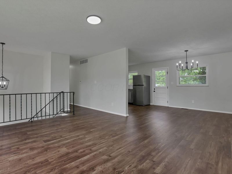 3064 Niagara Court E, Columbus, OH 43227 Photo 9