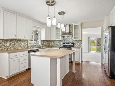 22478 Quincy Street NE, Cedar, MN 55011