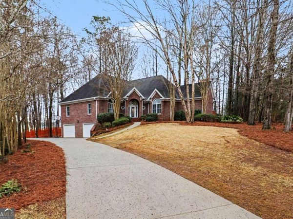 30 Couples Court, Newnan, GA 30265