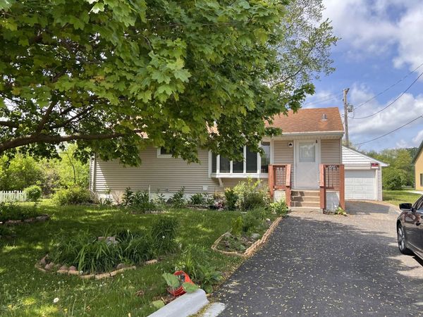 1724 Green Bay Road , North Chicago, IL 60064