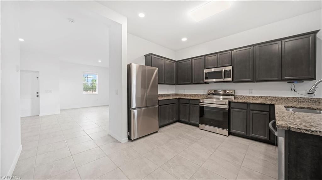 2928 NW 27th St , Cape Coral, FL 33993 Photo