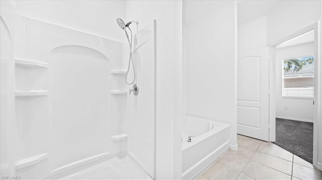 2928 NW 27th St , Cape Coral, FL 33993 Photo