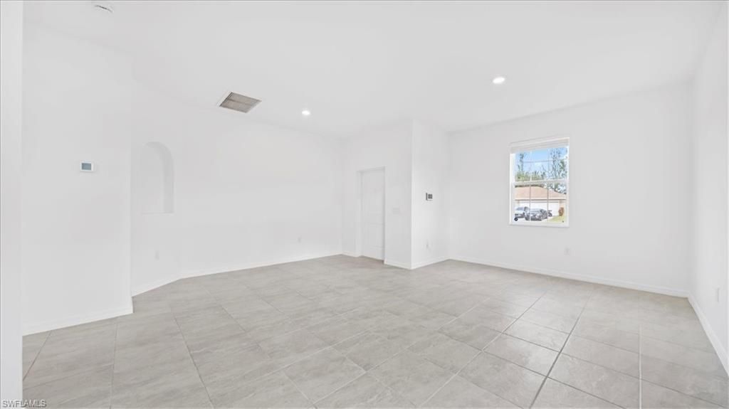 2928 NW 27th St , Cape Coral, FL 33993 Photo