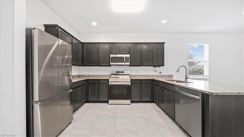 2928 NW 27th St , Cape Coral, FL 33993 Photo