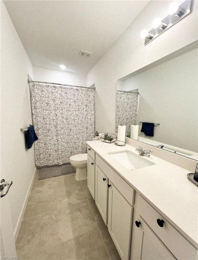 1545 Lake Jessup Cir , Cape Coral, FL 33909 Photo