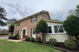 161 Jefferson Place  photo 4