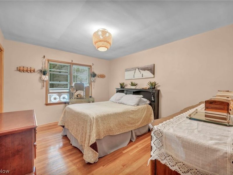 11362 Blossom Avenue, Parma Heights, OH 44130 Photo 11