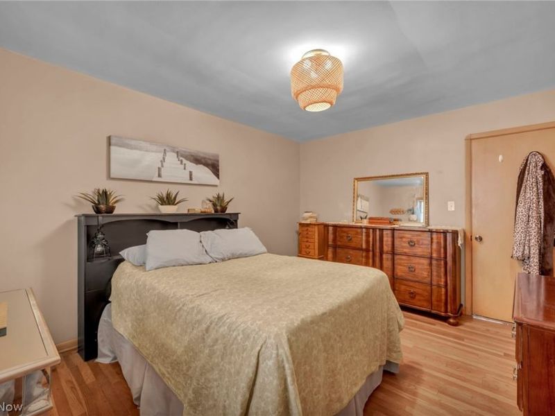 11362 Blossom Avenue, Parma Heights, OH 44130 Photo 12