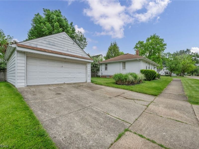 11362 Blossom Avenue, Parma Heights, OH 44130 Photo 26