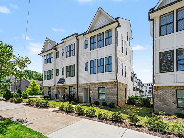 2305 Rozzelles Ferry Road , Charlotte, NC 28208