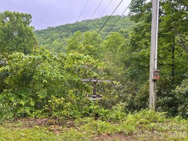 000 Laurel Circle Road , Burnsville, NC 28714