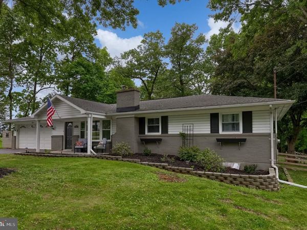 786 SUMMIT DRIVE, DALLASTOWN, PA 17313