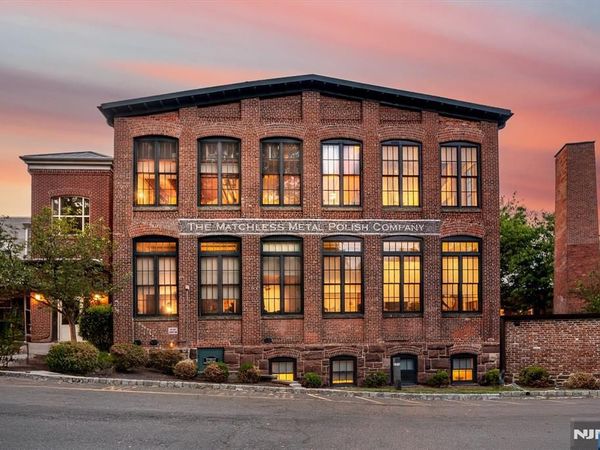 25 Clark Street 205, Unit 205, GLEN RIDGE, NJ 07028