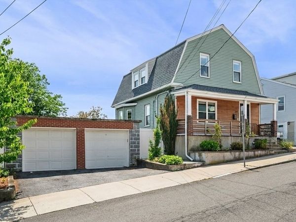 135 Bellingham St, Chelsea, MA 02150