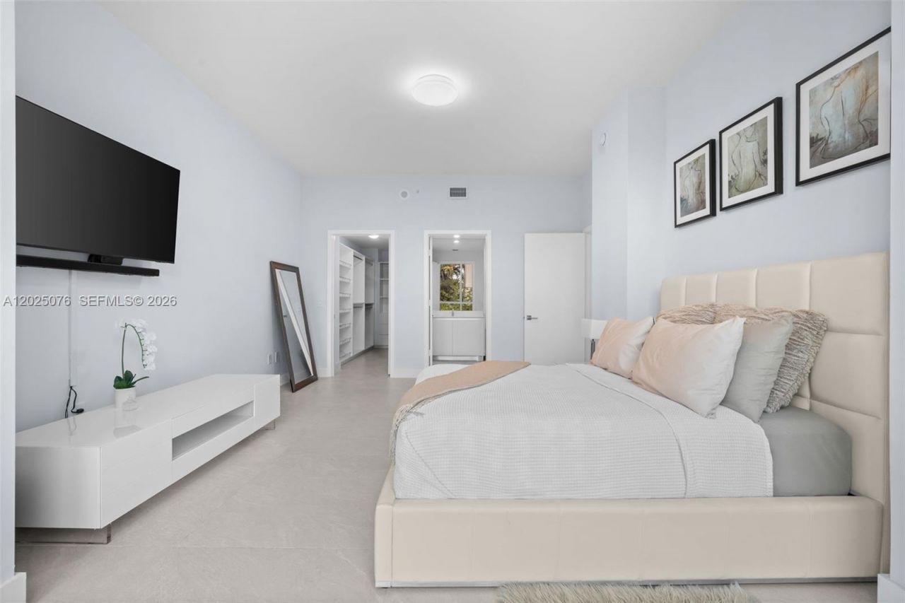 650 NE 32nd St , Unit BH4, Miami, FL 33137 Photo