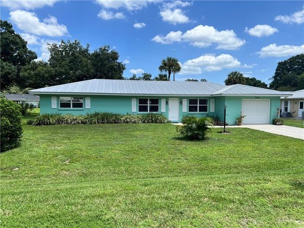1646 71st Court, Vero Beach, FL 32966