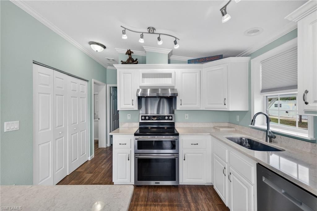 39 Channel Ln, Fort Myers, FL 33905 Photo