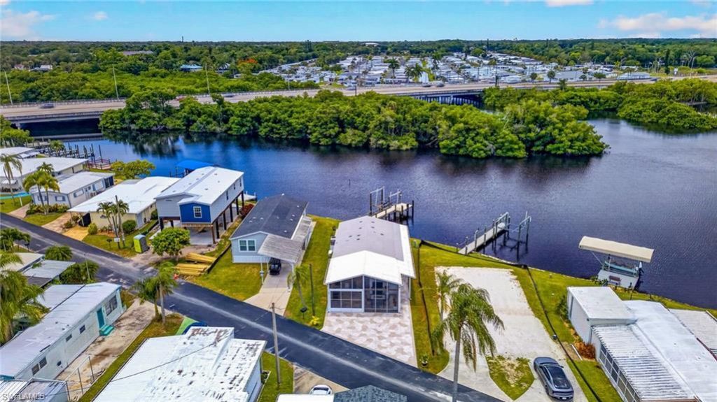 39 Channel Ln, Fort Myers, FL 33905 Photo
