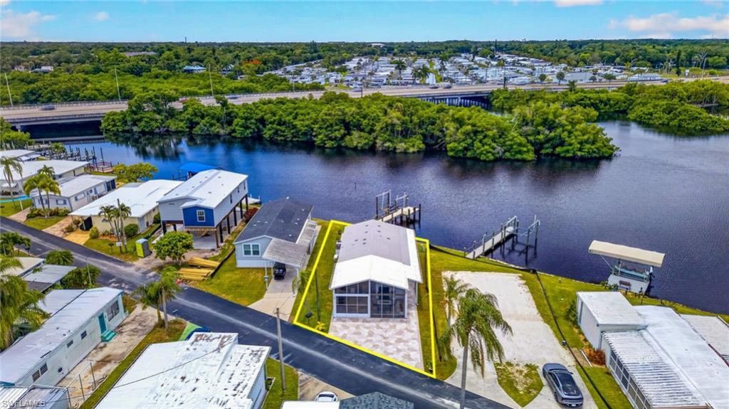 39 Channel Ln, Fort Myers, FL 33905 Photo