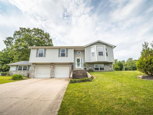 131 Fairburn Drive , Rolla, MO 65401