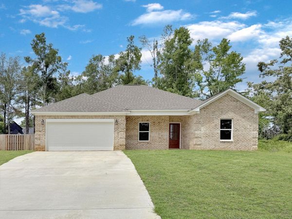 242 E Oxford St., Pontotoc, MS 38863