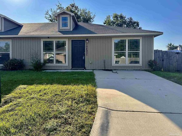 10493 River Birch Dr, Unit B, Pensacola, FL 32534