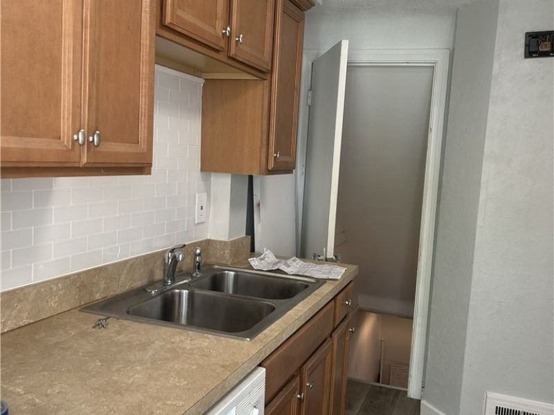 3381 Colwyn Road, Shaker Heights, OH 44120 Photo 10