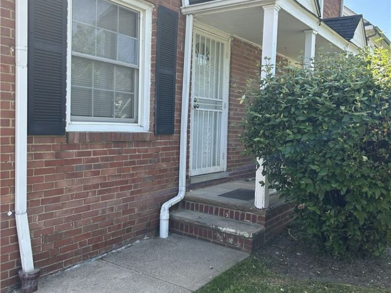 3381 Colwyn Road, Shaker Heights, OH 44120 Photo 2