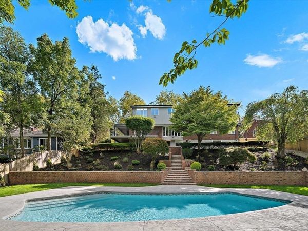 171 Shaw Rd, Brookline, MA 02467