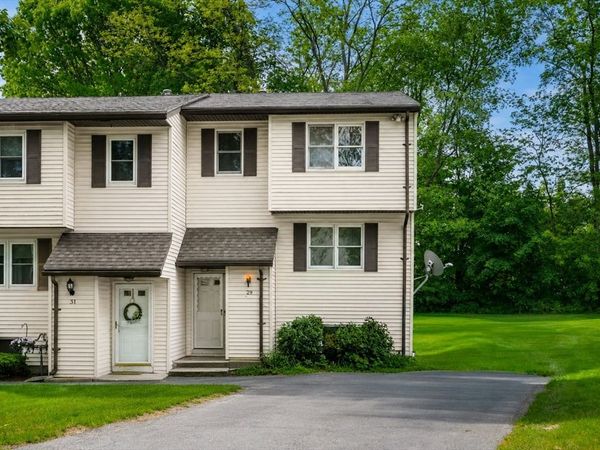 29 Jefferey Ln, Unit 29, Haverhill, MA 01832