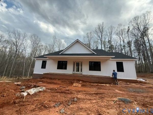 2804 Waldrop Church Road , Louisa, VA 23093