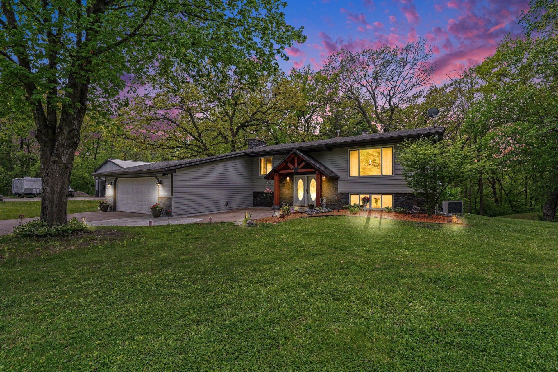 28264 Olinda Trail, Lindstrom, MN 55045