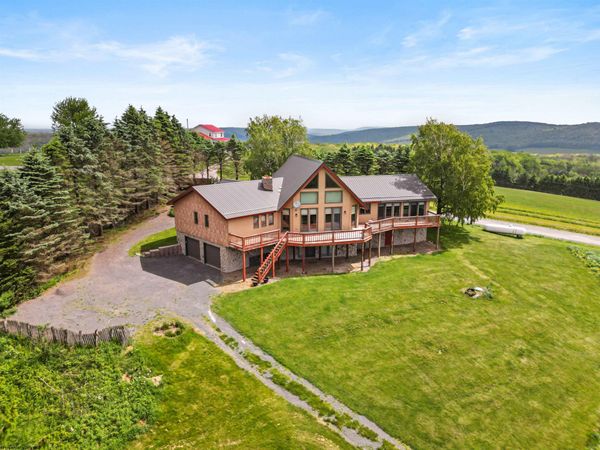 1516 White Oak School Road, Terra Alta, WV 26764