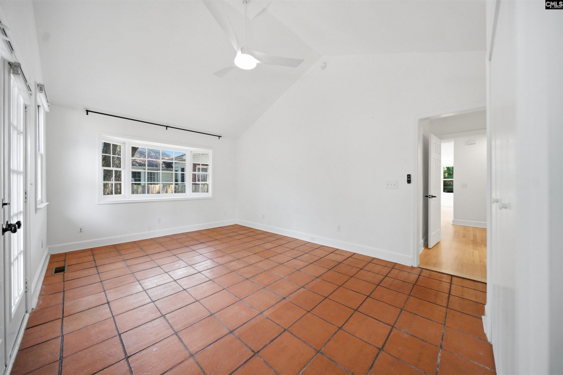 519 Chatham  Photo 19
