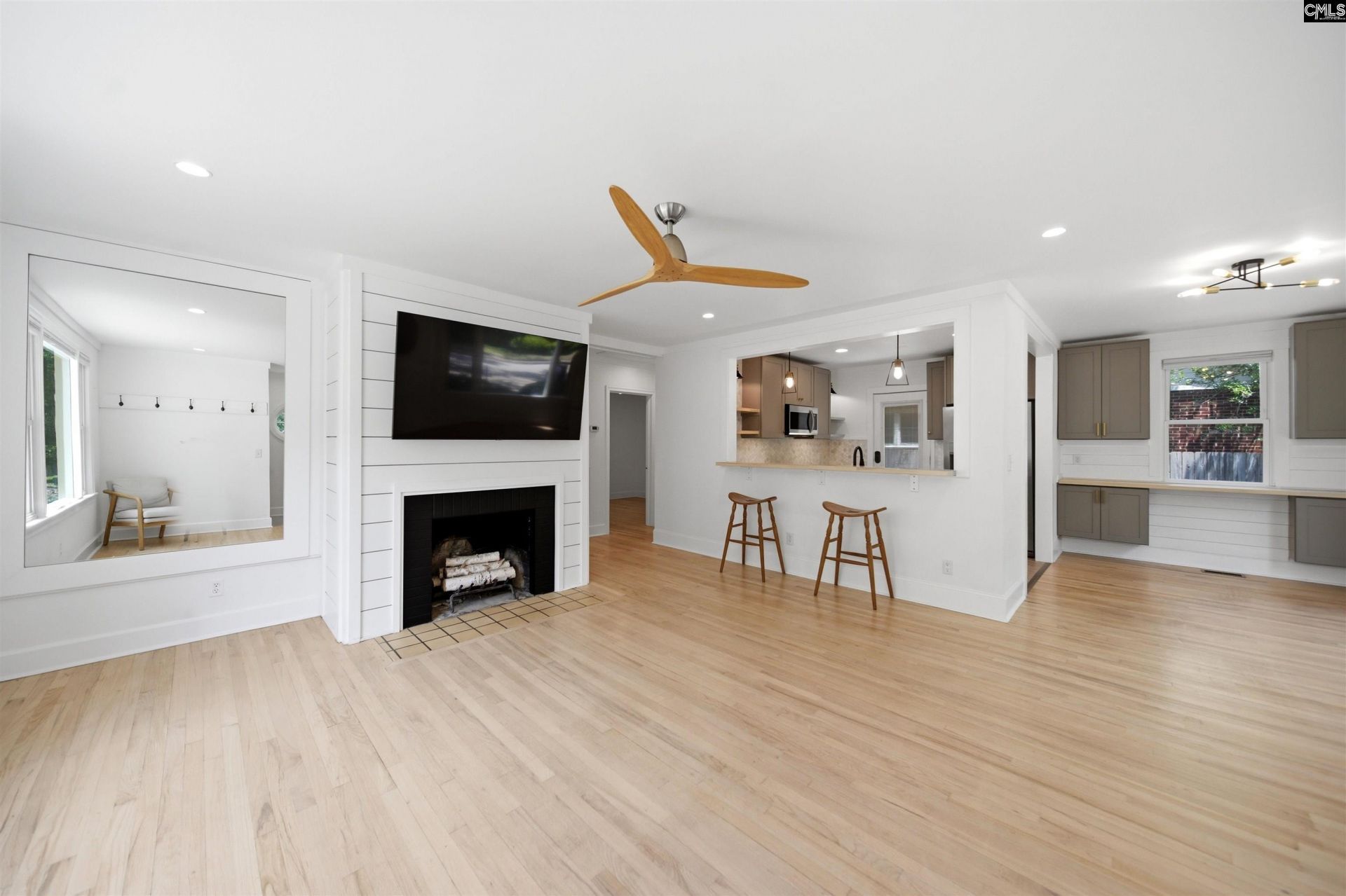 519 Chatham  Photo 8