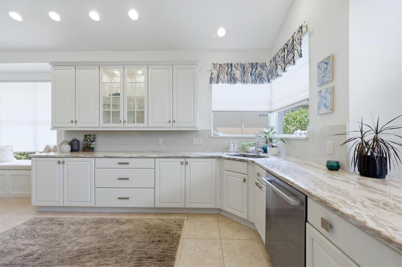 6602 Virginia Xing, University Park, FL 34201 Photo