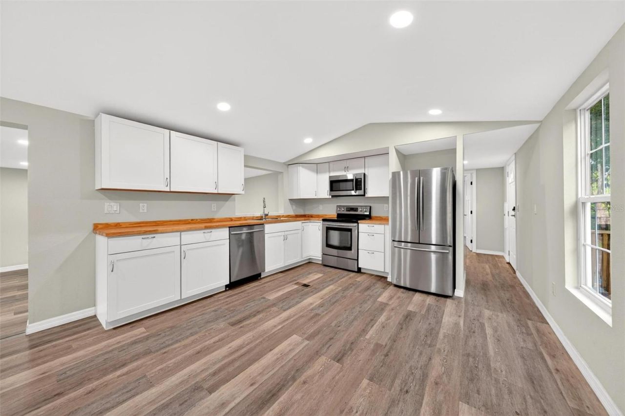 23939 NE 121 Lane , Salt Springs, FL 32134 Photo