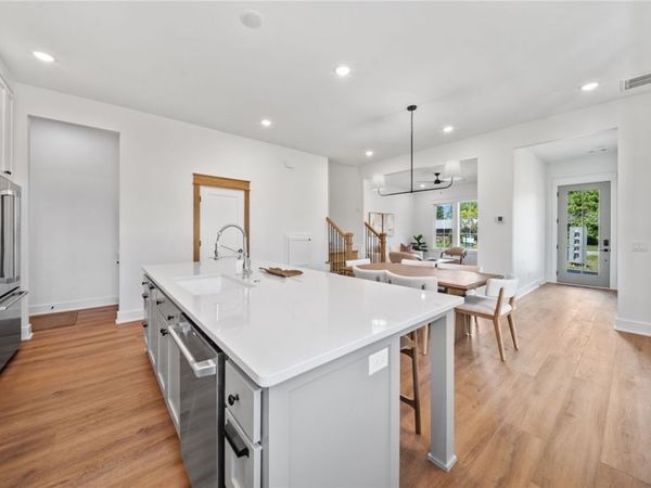 825 NW 14th Street , Bentonville, AR 72712